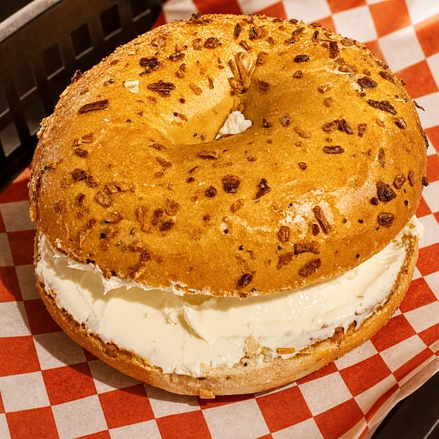 Bagel w/ Plain Cream Cheese.